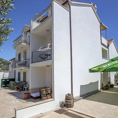 Apartment Ranch Bol