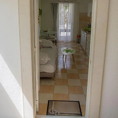 Apartment Ranch *