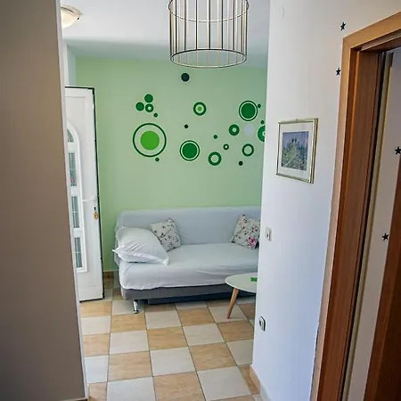 Apartment Ranch
