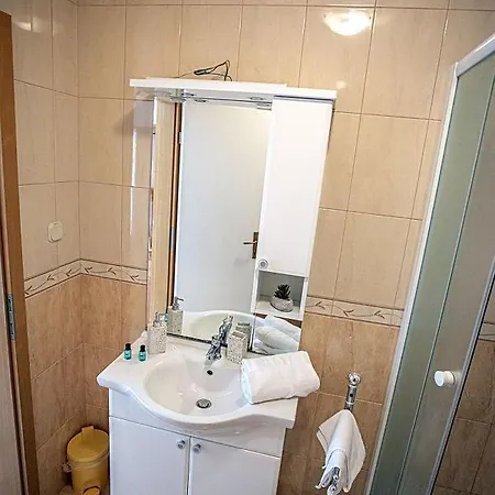 Ranch Apartment *